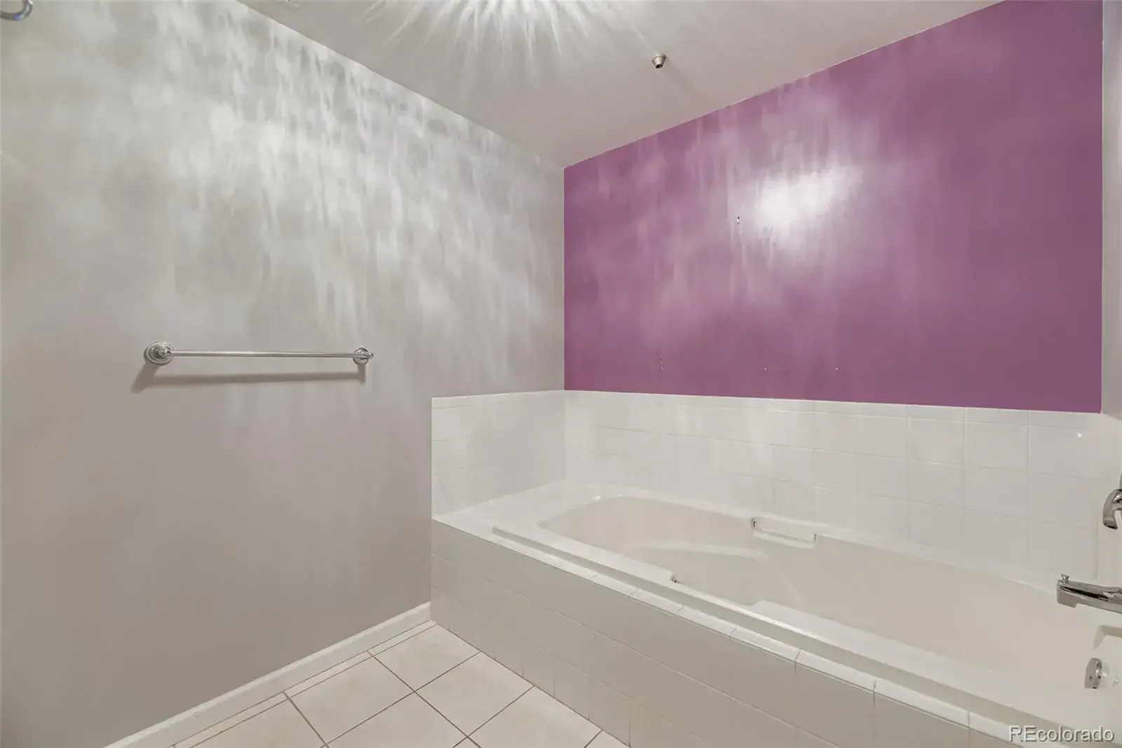 11152025011700 1600 17