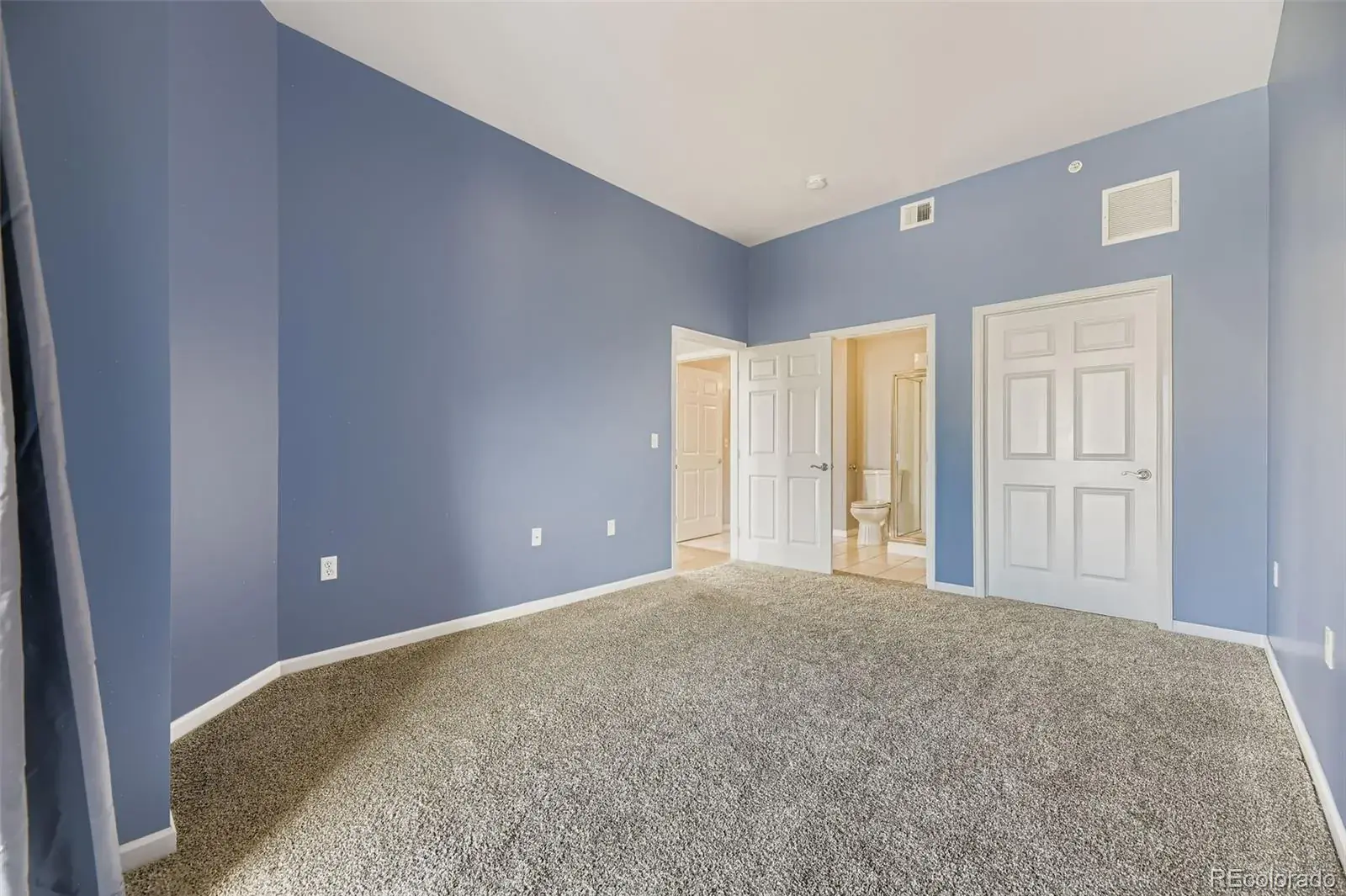 11152025011700 1600 33