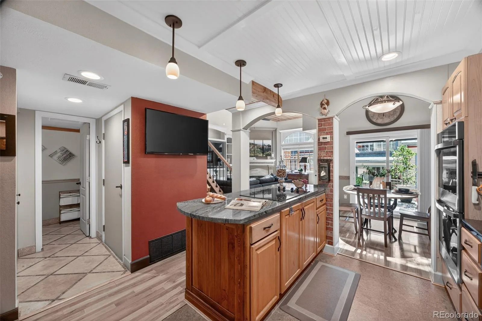 4301 S Pierce Street #7D Littleton CO 80123 | MLS #REC2517627 06232026201412 1600 11