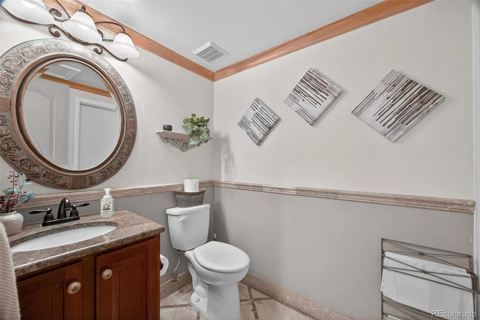 4301 S Pierce Street #7D Littleton CO 80123 | MLS #REC2517627 06232026201412 1600 17