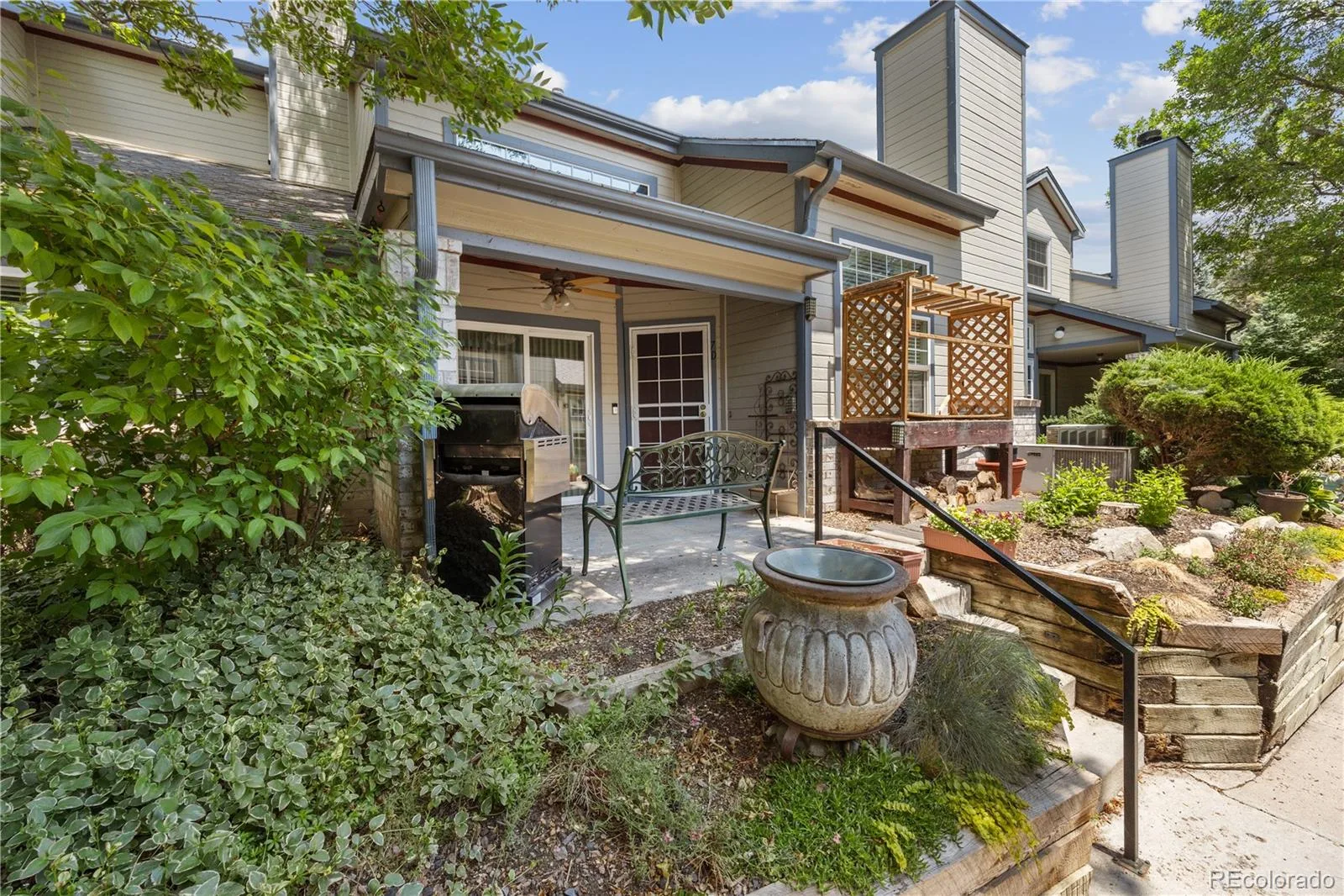 4301 S Pierce Street #7D Littleton CO 80123 | MLS #REC2517627 06232026201412 1600 33