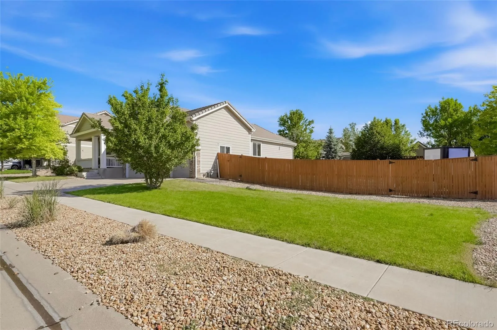4621 Oxbow Drive Brighton CO 80601 | MLS #REC2519022 06092026160400 1600 2