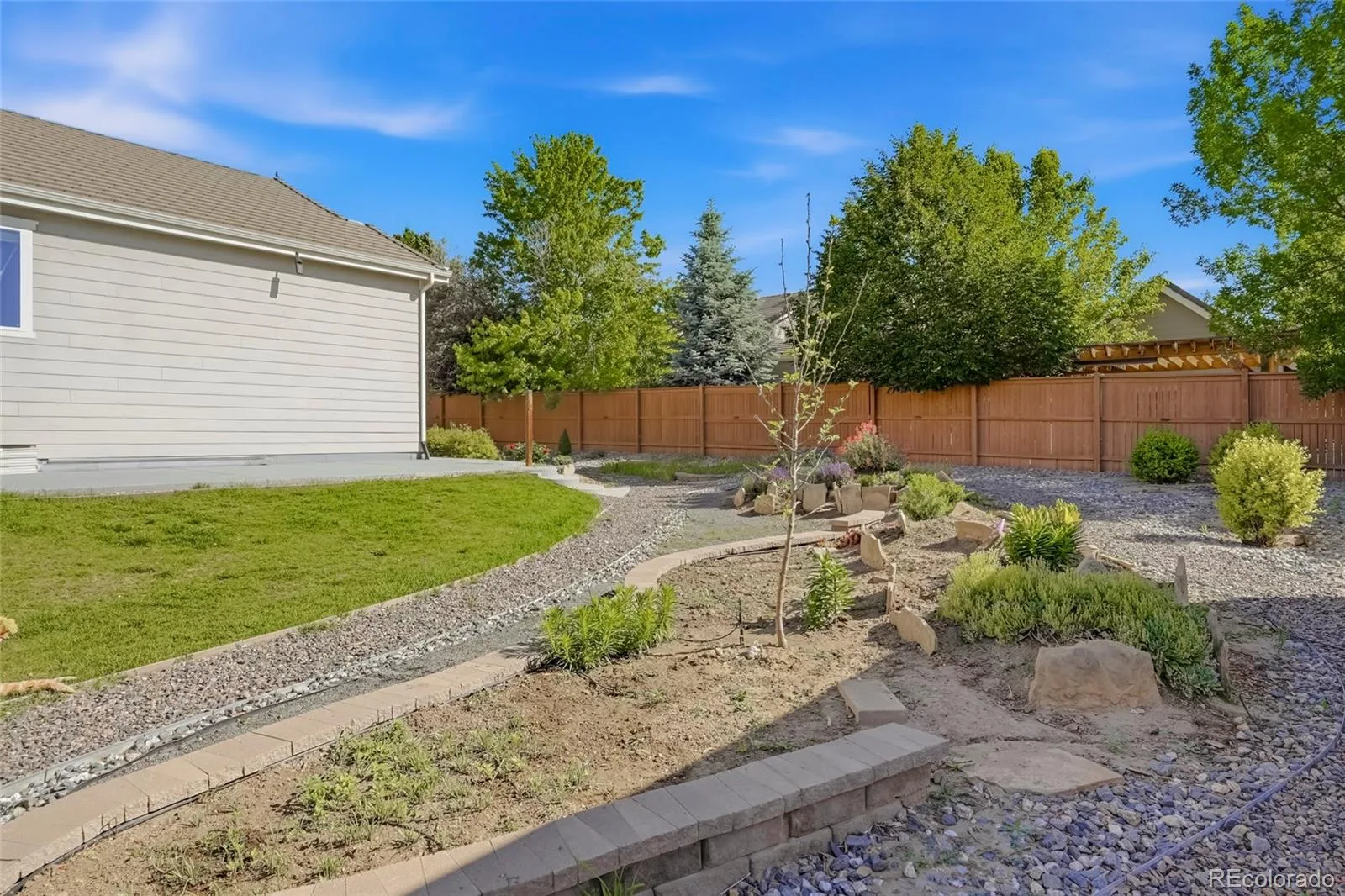 4621 Oxbow Drive Brighton CO 80601 | MLS #REC2519022 06092026160400 1600 22