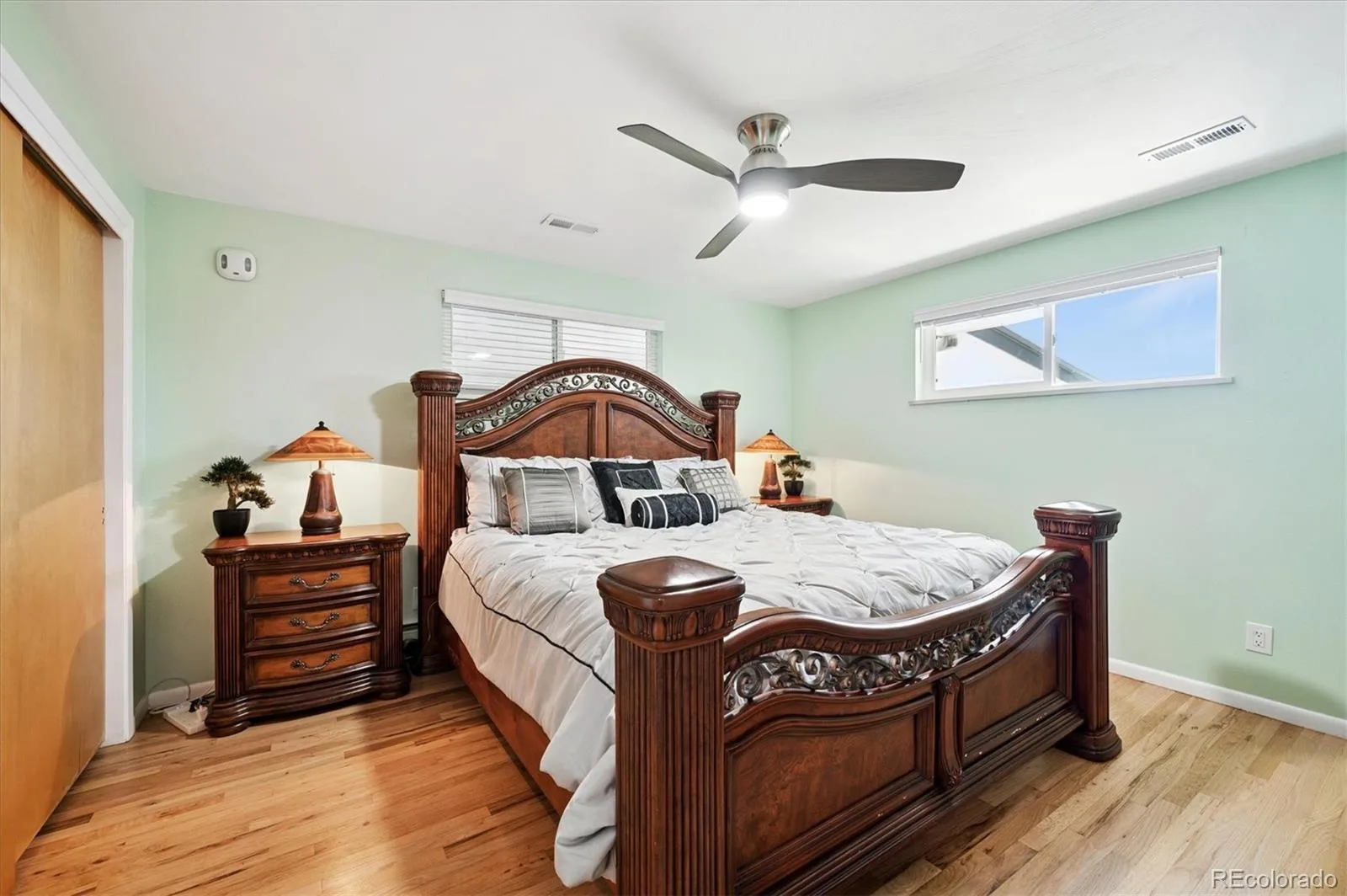 8690 W Jefferson Avenue Lakewood CO 80235 | MLS #REC2519682 08122026152639 1600 10