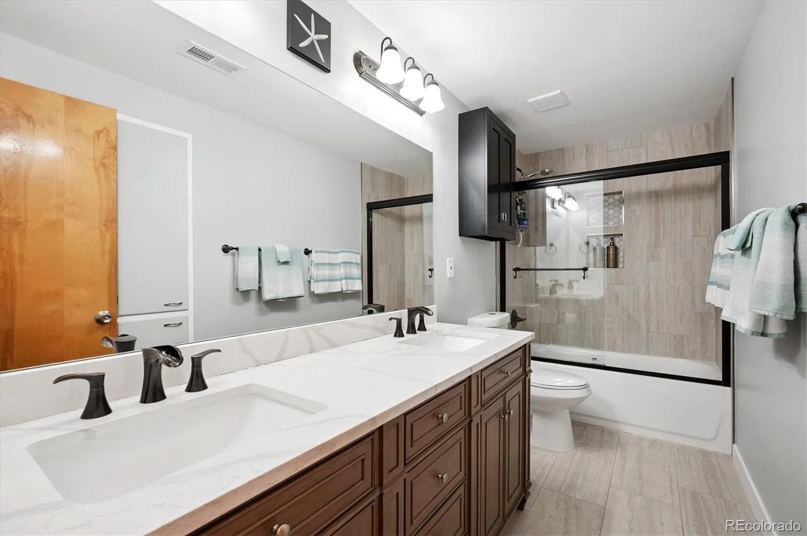 8690 W Jefferson Avenue Lakewood CO 80235 | MLS #REC2519682 08122026152639 1600 11