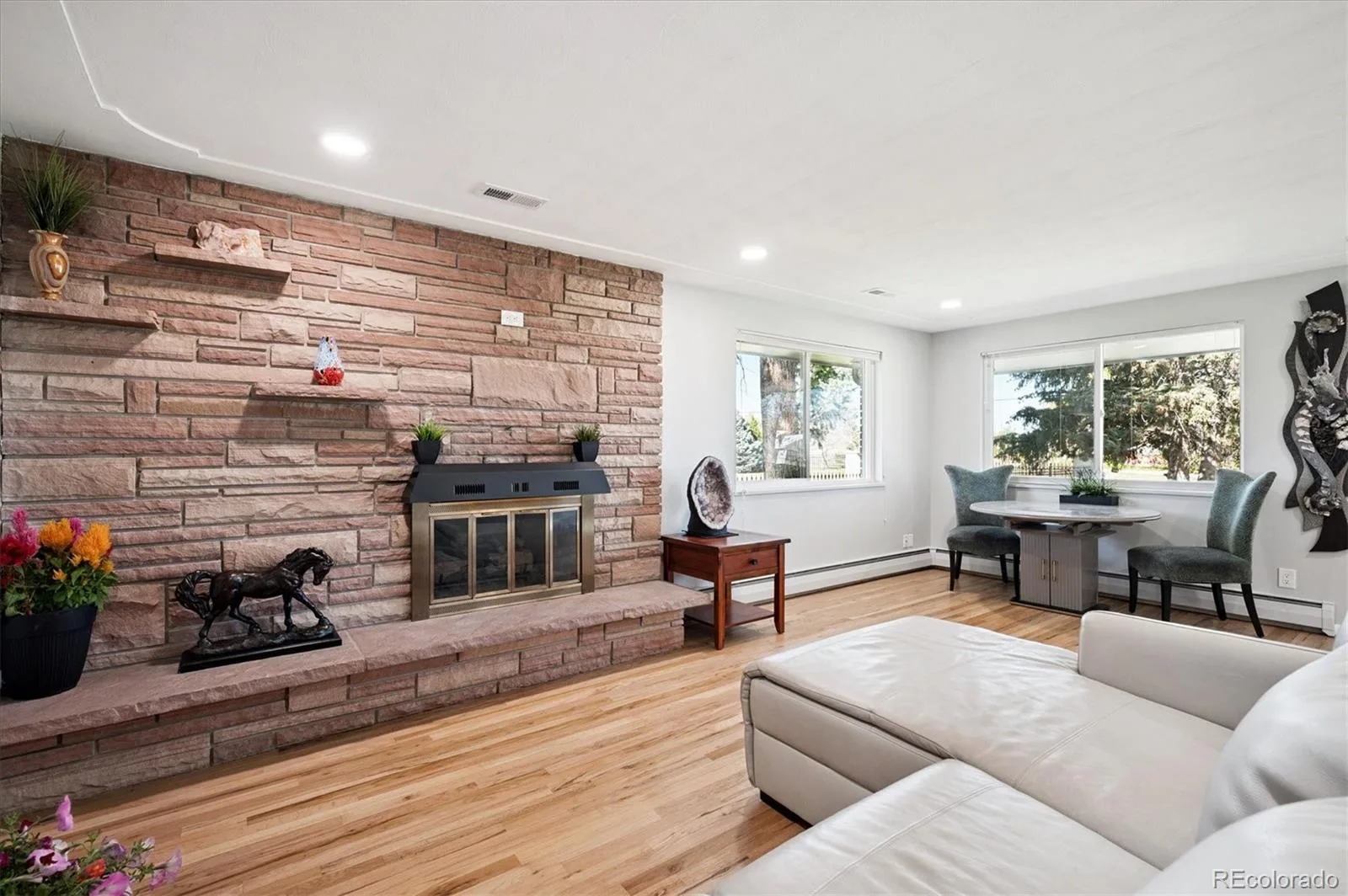 8690 W Jefferson Avenue Lakewood CO 80235 | MLS #REC2519682 08122026152639 1600 5