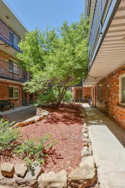 155 S Pennsylvania Street #202 Denver CO 80209 | MLS #REC2519685 07202026033921 800 24