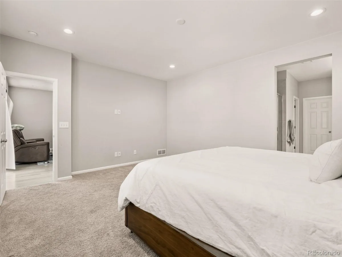 6513 N Ceylon Street Denver CO 80249 | MLS #REC2519955 06182026155241 1200 20