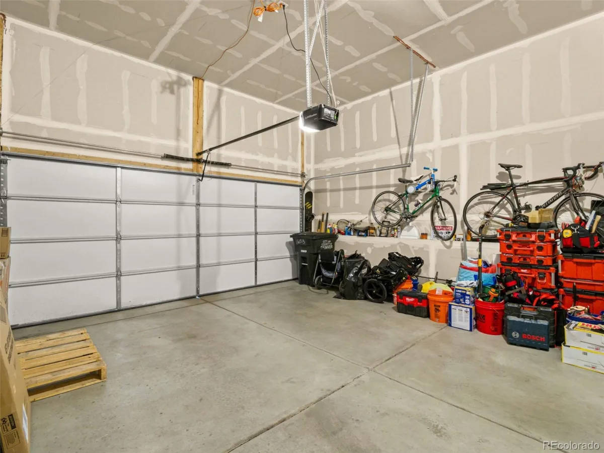 6513 N Ceylon Street Denver CO 80249 | MLS #REC2519955 06182026155241 1200 33