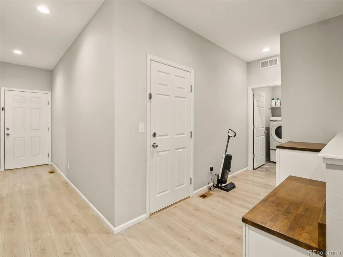 6513 N Ceylon Street Denver CO 80249 | MLS #REC2519955 06182026155241 1200 5