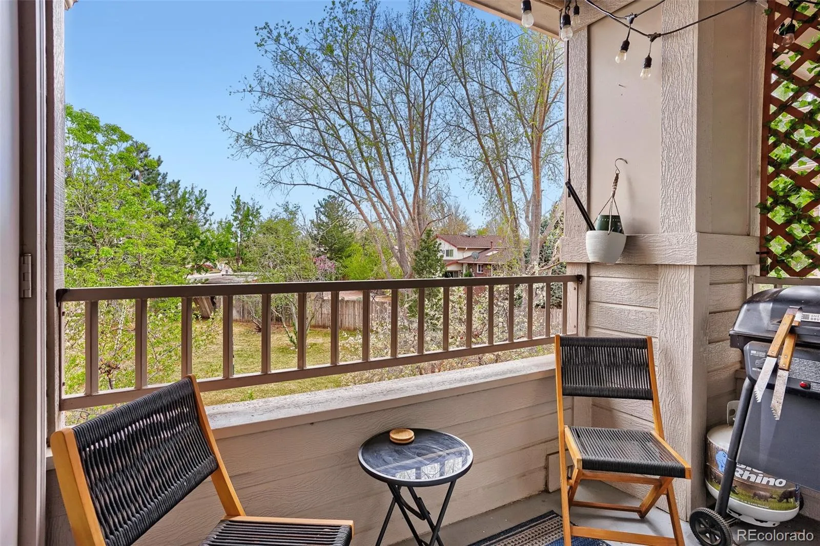 04152026172553 1600 25