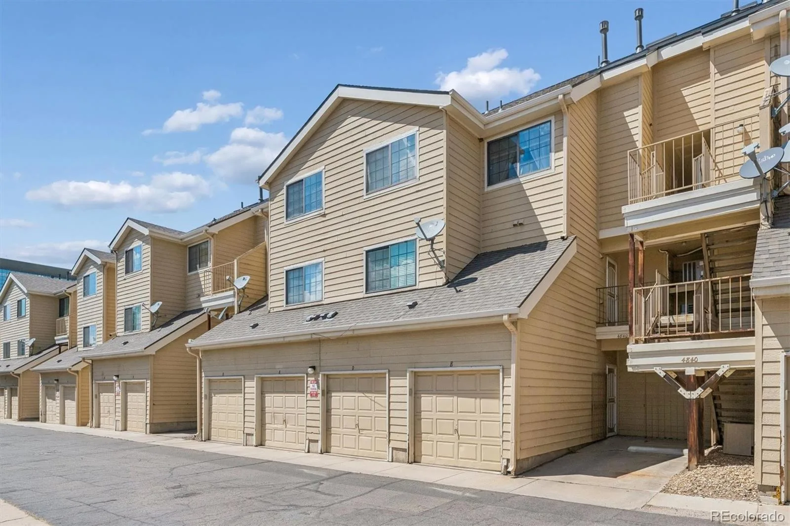 4840 E Kentucky Avenue #D Denver CO 80246 | MLS #REC2520394 08042026160335 1600 19