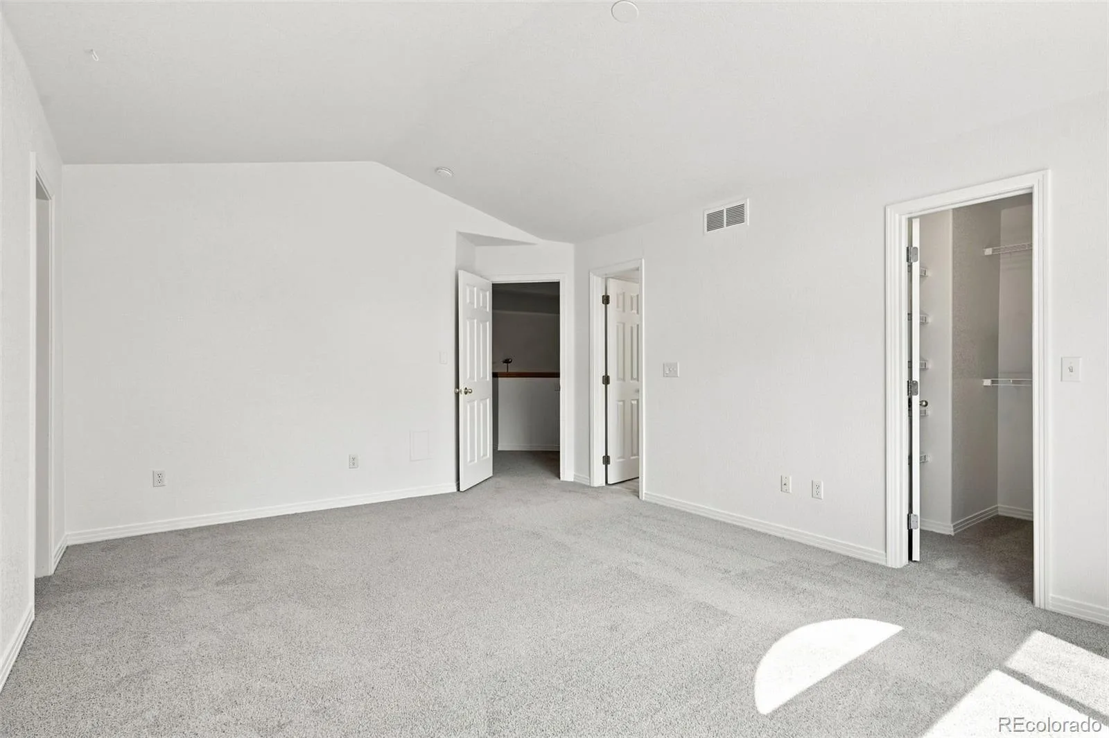 12602 E Baker Place Aurora CO 80014 | MLS #REC2521419 08132026135646 1600 25