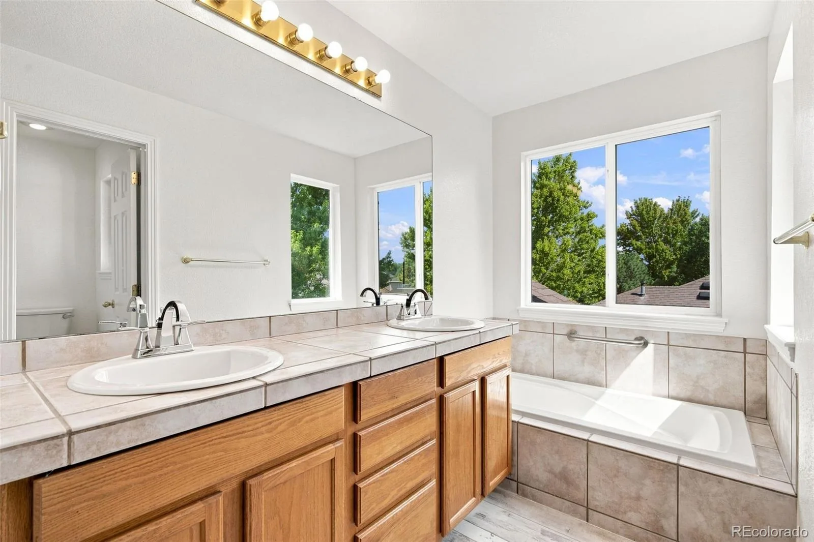 12602 E Baker Place Aurora CO 80014 | MLS #REC2521419 08132026135646 1600 27