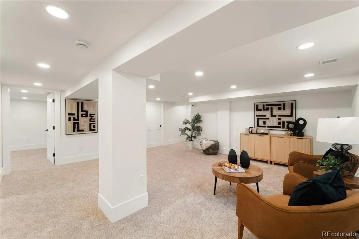 265 S Pennsylvania Street Denver CO 80209 | MLS #REC2521451 09242026112737 1200 26