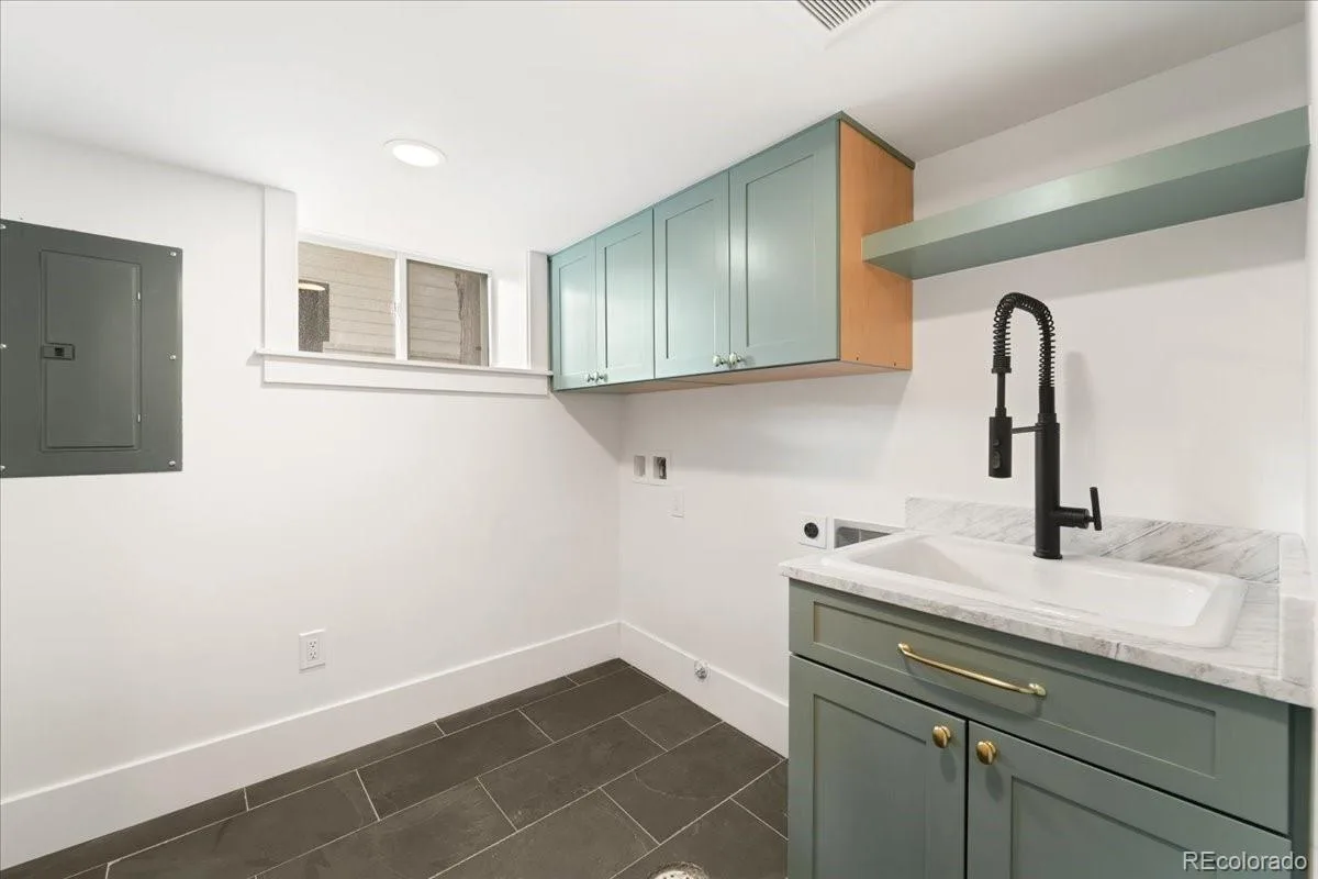 265 S Pennsylvania Street Denver CO 80209 | MLS #REC2521451 09242026112737 1200 30