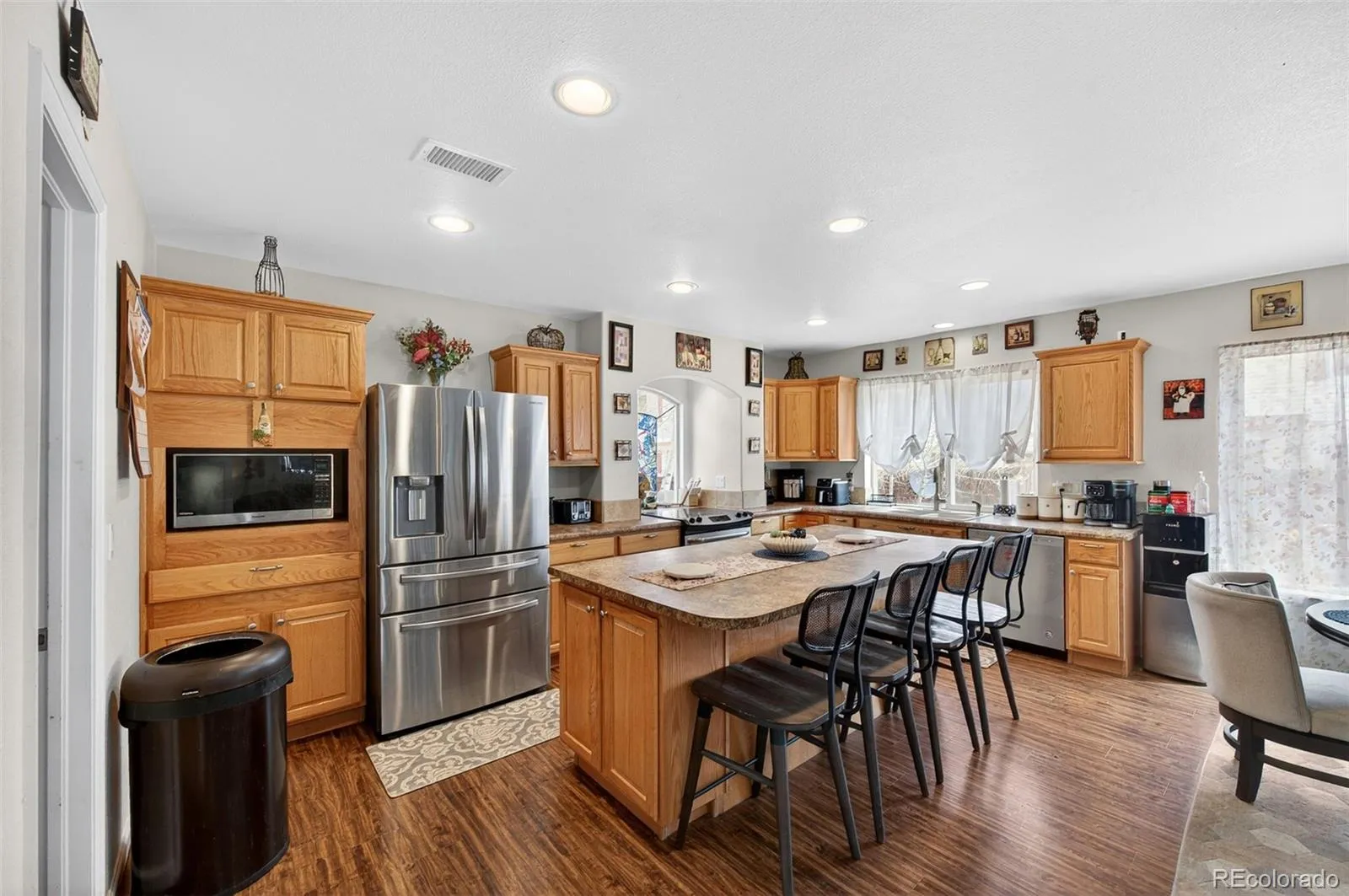 11886 Helena Street Commerce City CO 80022 | MLS #REC2523482 04092026045303 1600 10