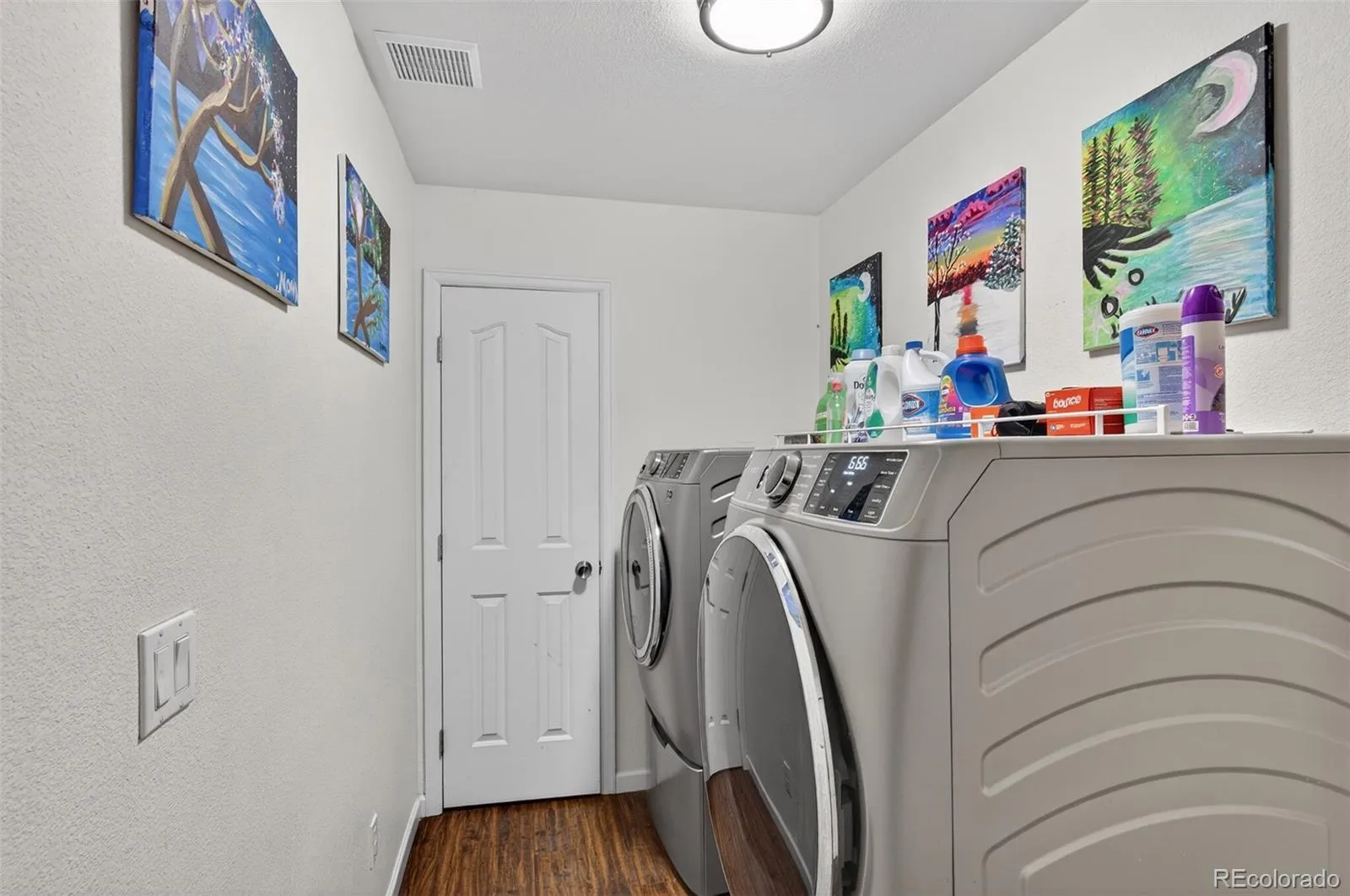 11886 Helena Street Commerce City CO 80022 | MLS #REC2523482 04092026045303 1600 21