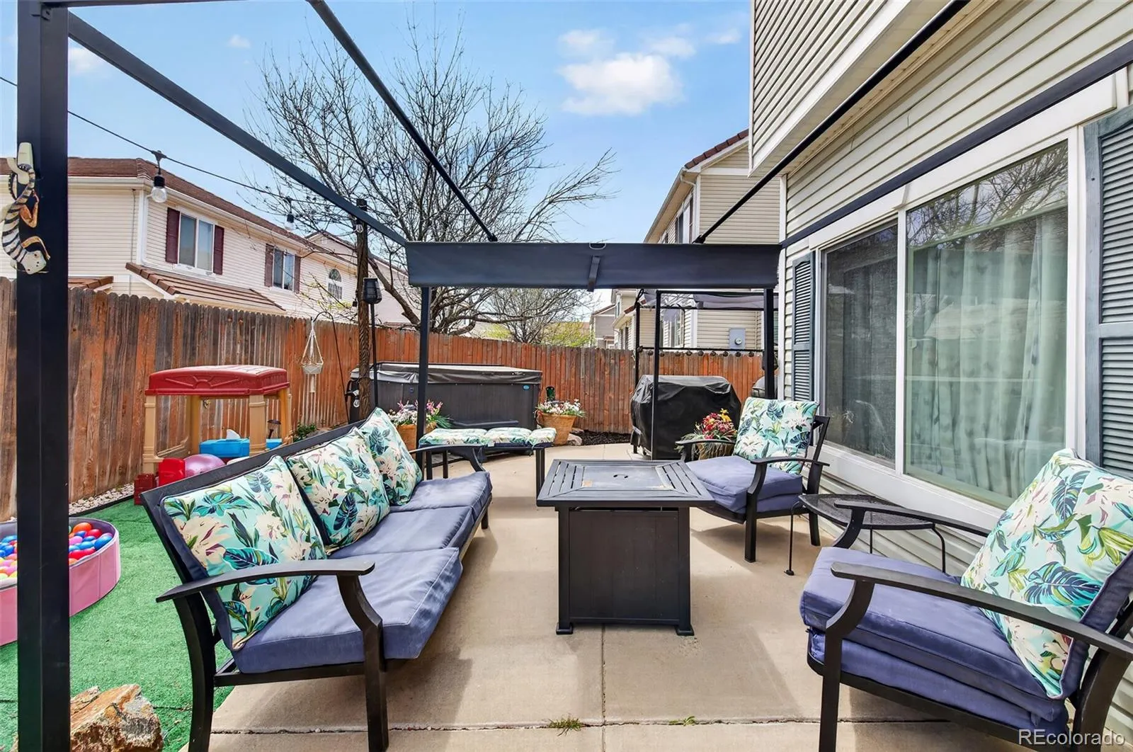 11886 Helena Street Commerce City CO 80022 | MLS #REC2523482 04092026045303 1600 34