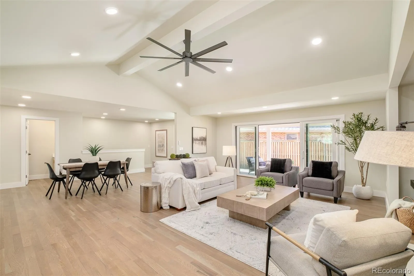 04032026220244 1600 14