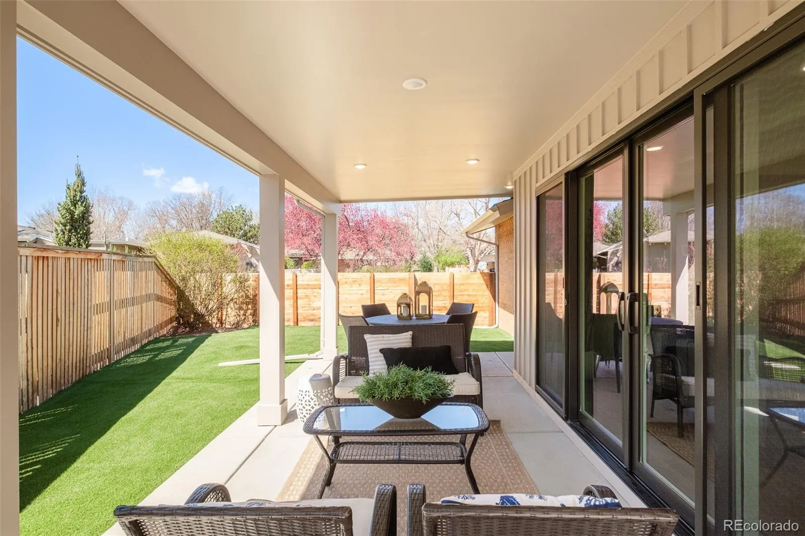 04032026220244 1600 15