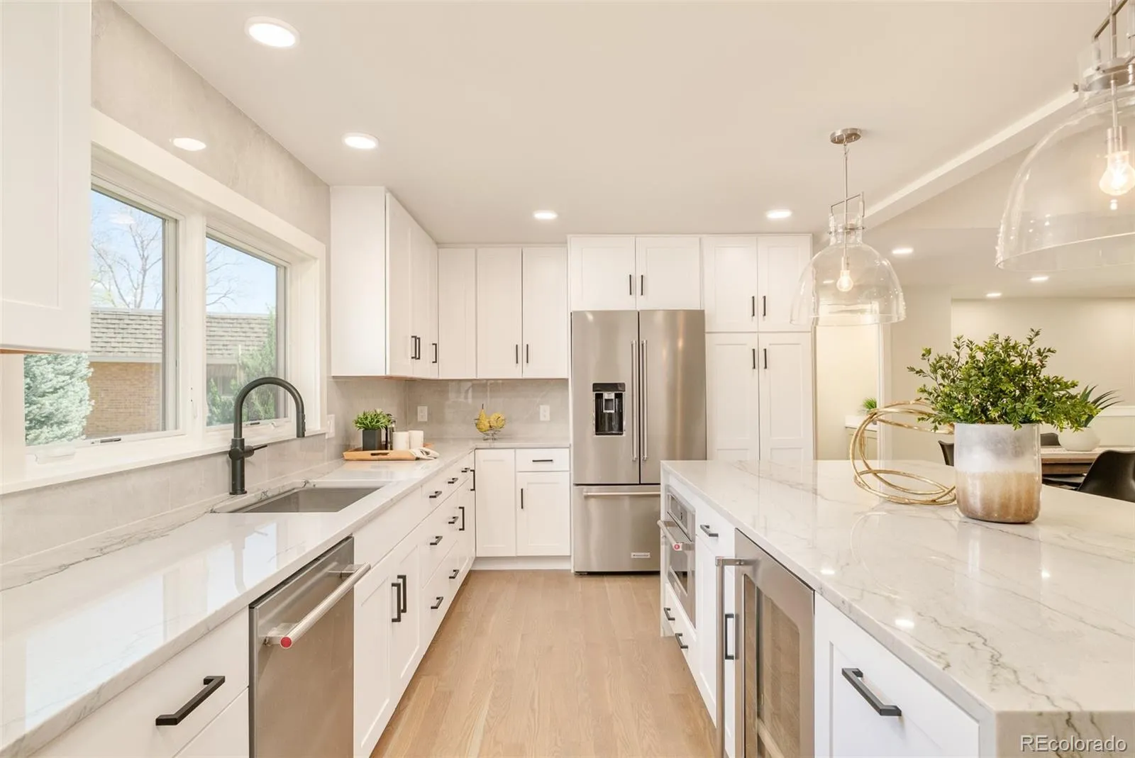 04032026220244 1600 19