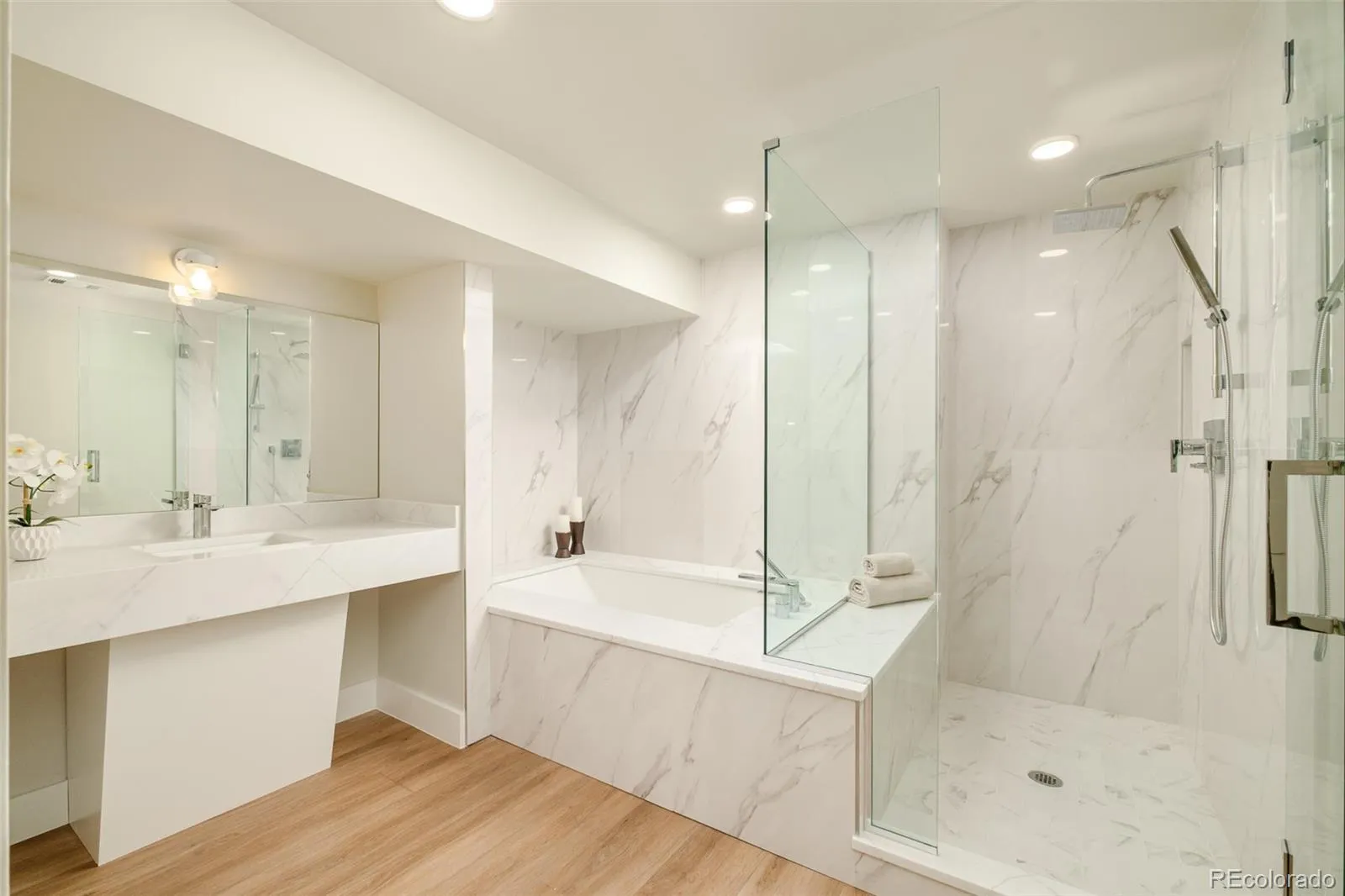 04032026220244 1600 36