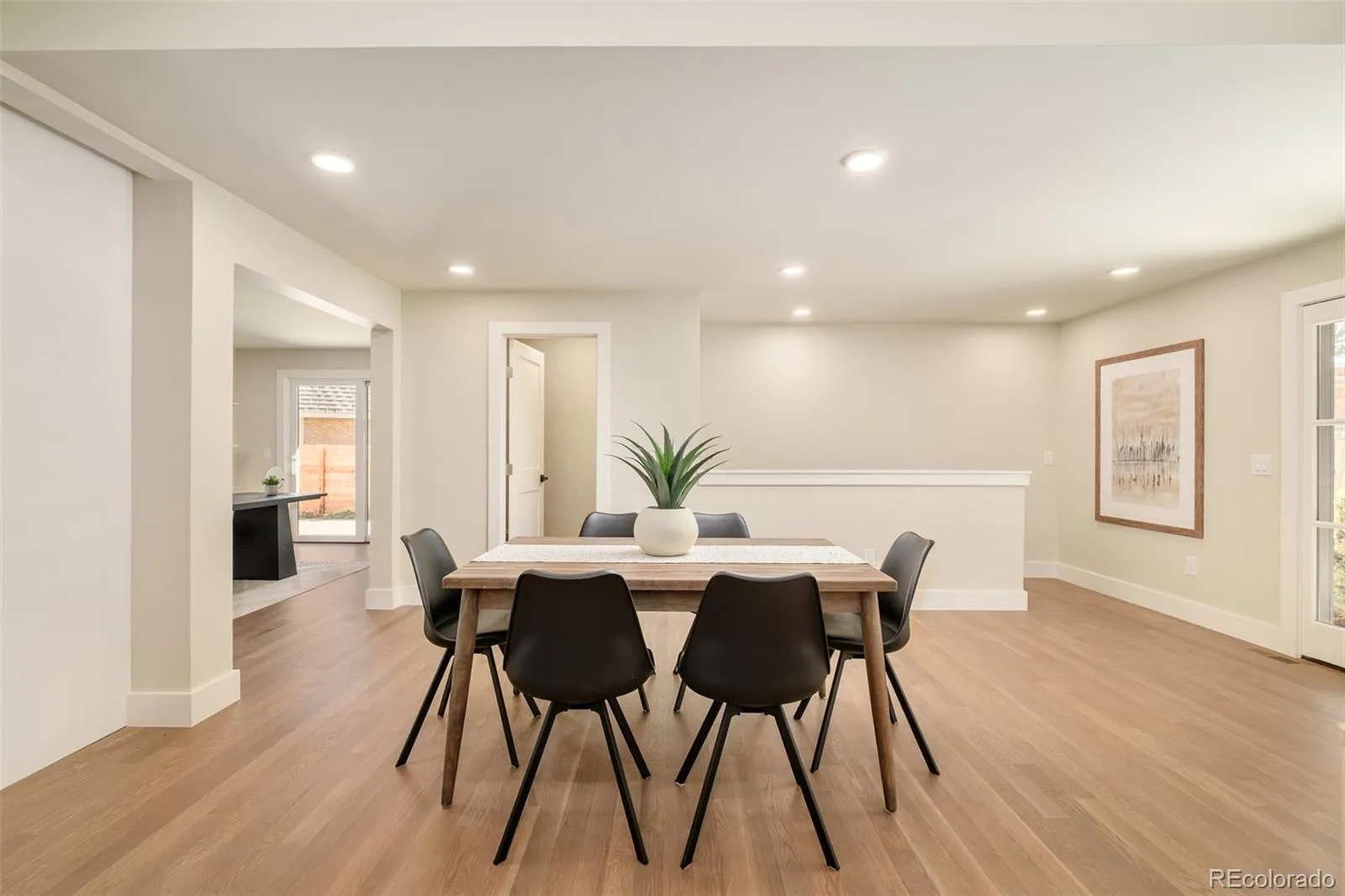 04032026220244 1600 7