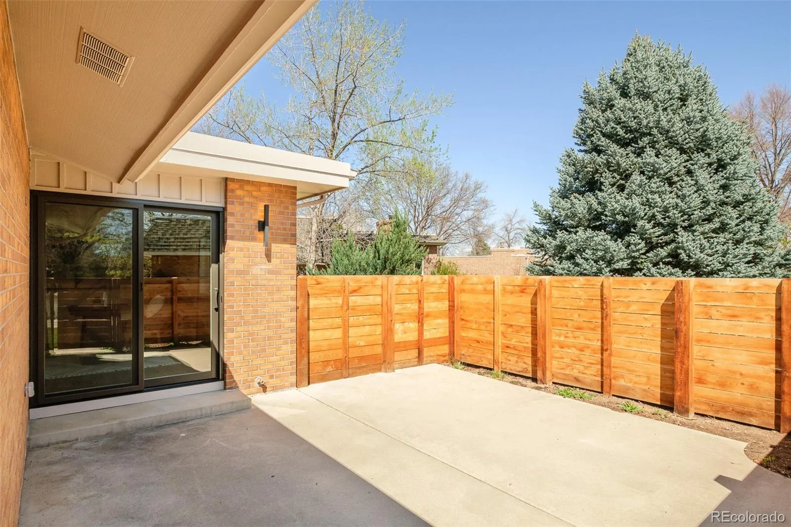 04032026220244 1600 9