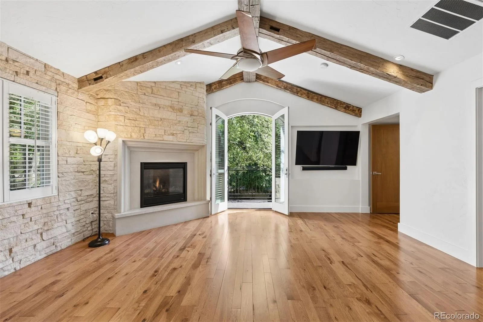 4301 E 6th Avenue Parkway Denver CO 80220 | MLS #REC2528783 08052026174400 1600 26