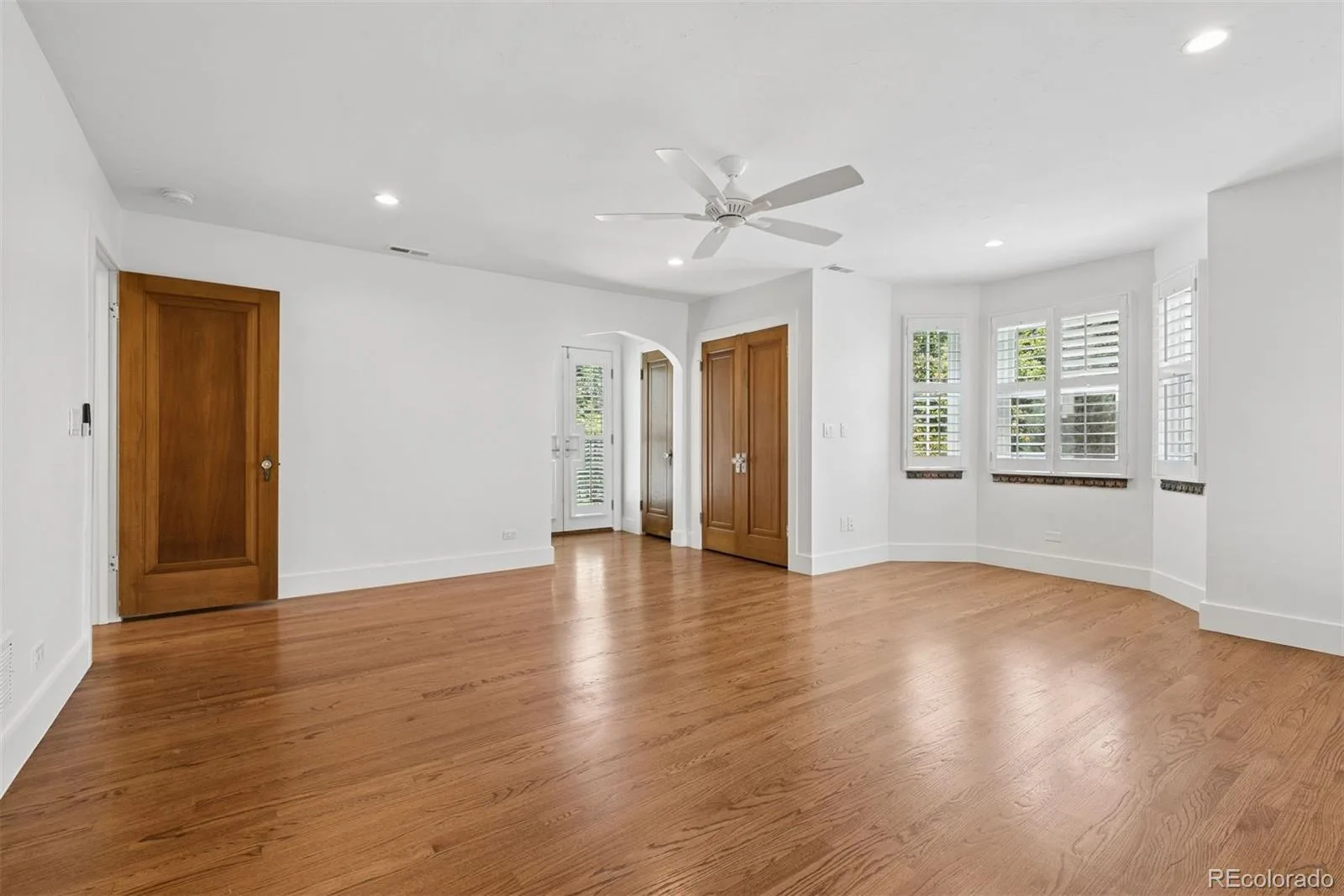 4301 E 6th Avenue Parkway Denver CO 80220 | MLS #REC2528783 08052026174400 1600 34