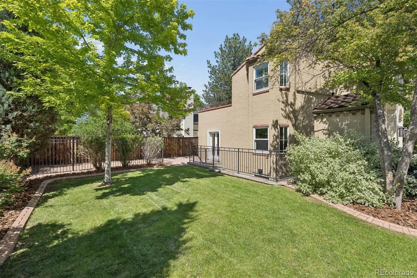 4301 E 6th Avenue Parkway Denver CO 80220 | MLS #REC2528783 08052026174400 1600 47