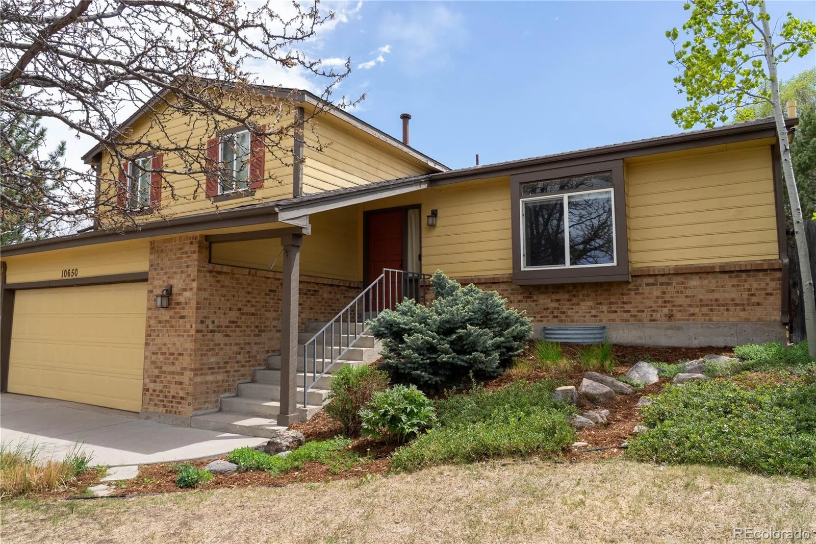 10650 W Berry Drive Littleton CO 80127 | MLS #REC2529222 07282026042459 1600 1