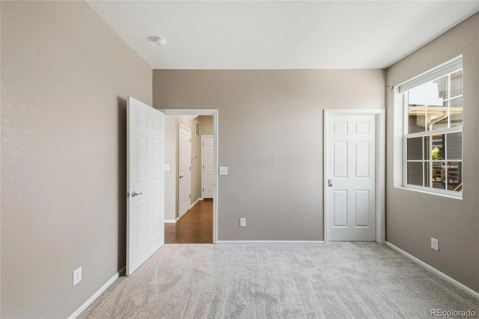 4482 S Ukraine Court Aurora CO 80015 MLS #REC2530299 06132026213926 1600 18