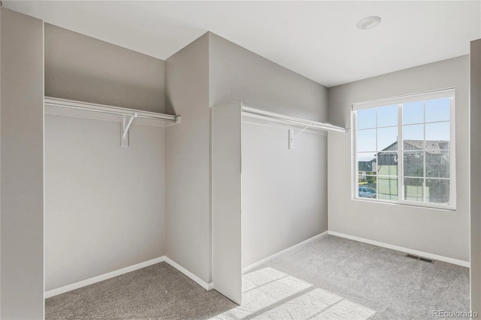 4482 S Ukraine Court Aurora CO 80015 MLS #REC2530299 06132026213926 1600 30