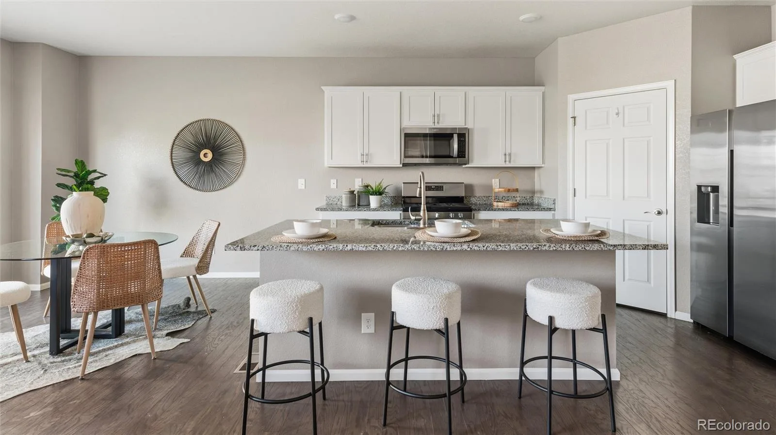 4482 S Ukraine Court Aurora CO 80015 MLS #REC2530299 06132026213926 1600 6