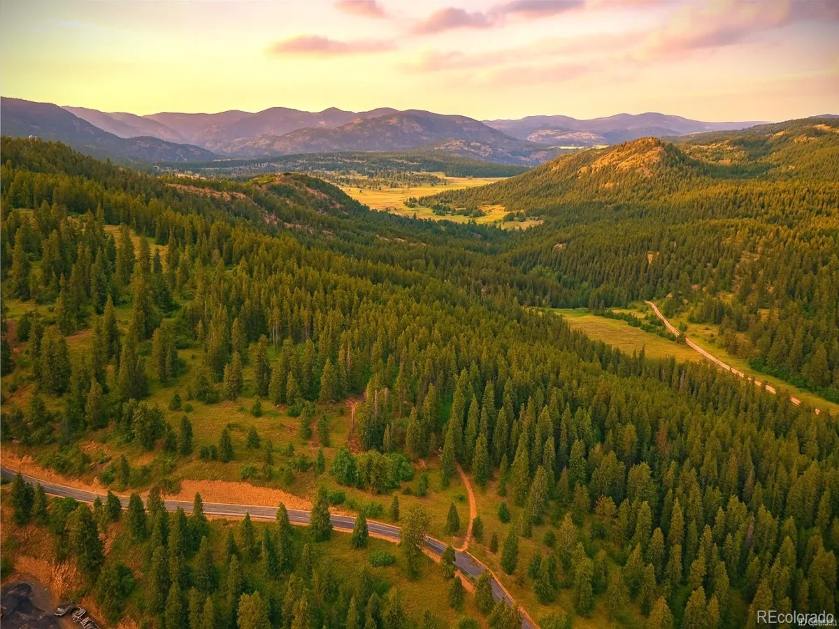 32553 Lodgepole Circle Evergreen CO 80439 | MLS #REC2531308 08252026163942 1200 2