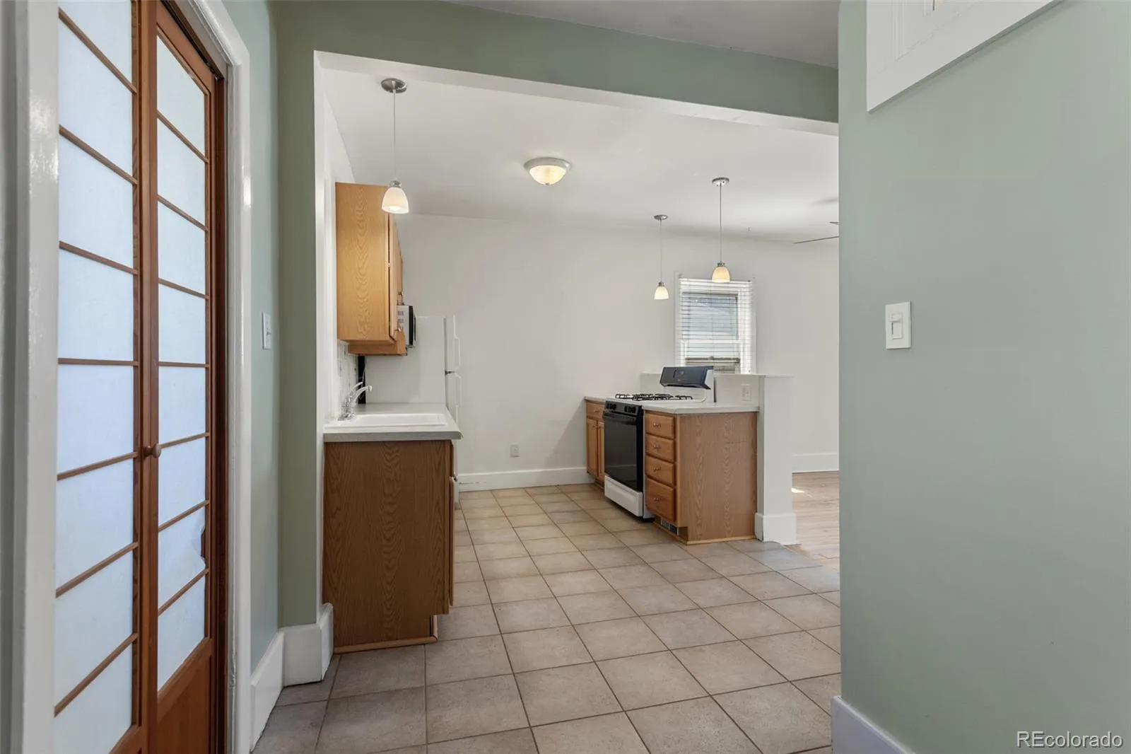 914 E Iowa Avenue Denver CO 80210 MLS #REC2531554 04242026185607 1600 15