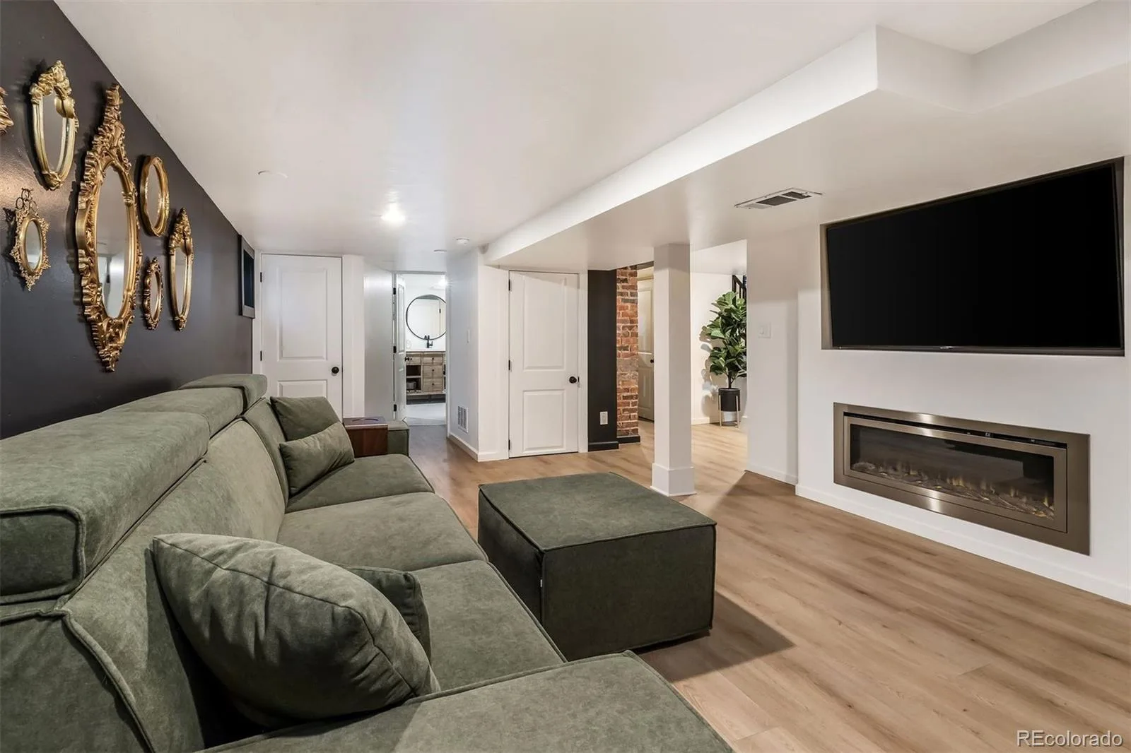 2745 W 40th Avenue Denver CO 80211 | MLS #REC2532816 10022026225717 1600 17