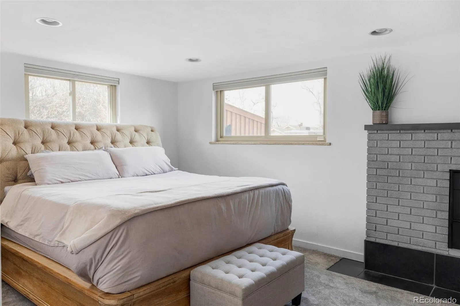 04102026235514 1600 20