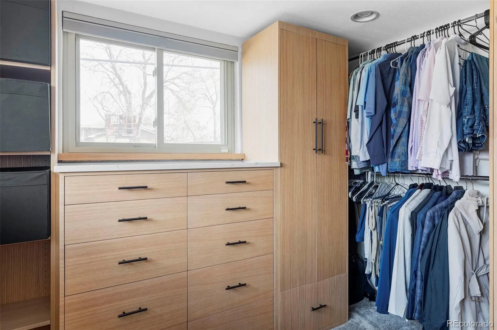 04102026235514 1600 22