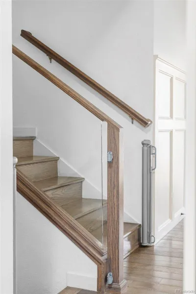 04102026235514 800 12