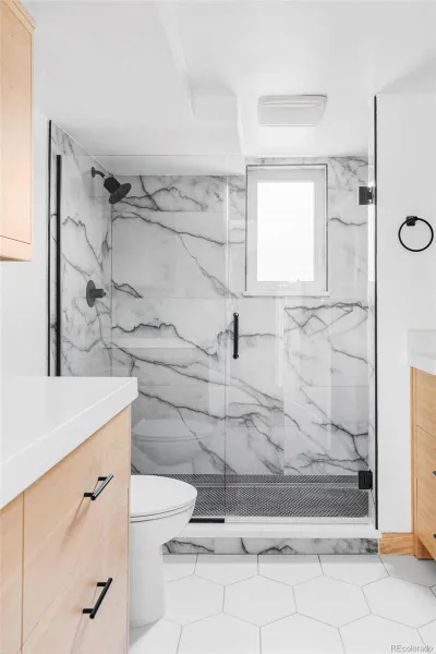 04102026235514 800 24