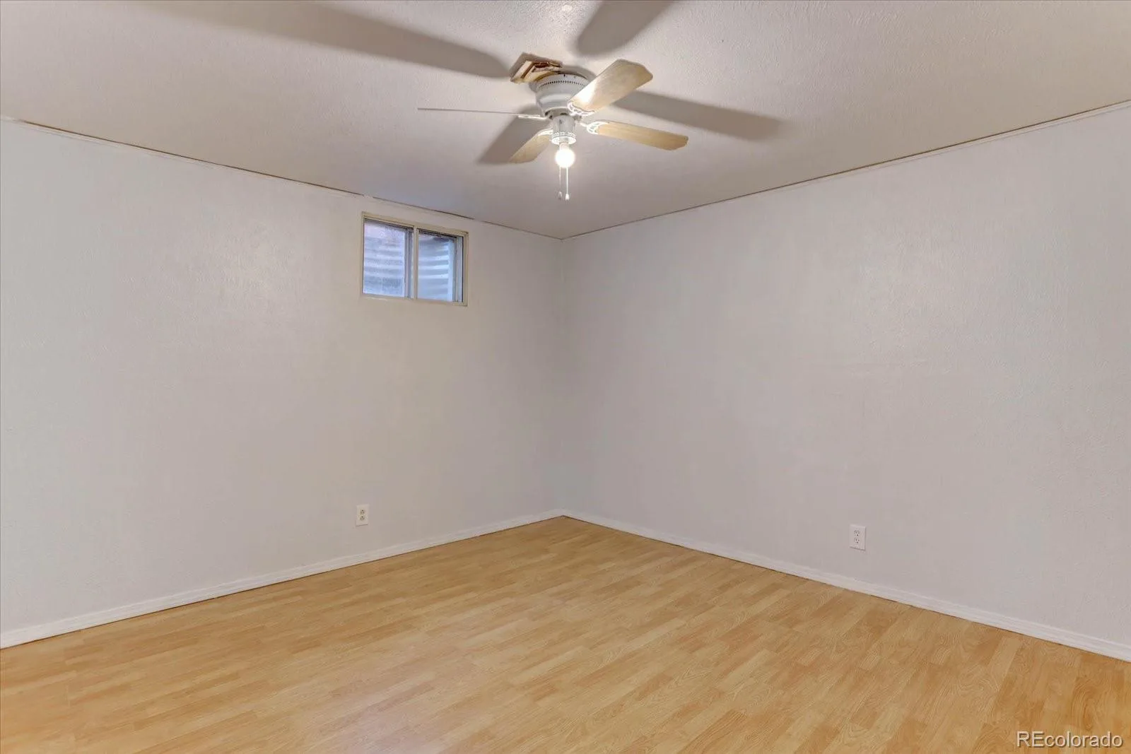 1805 S Ammons Street Denver CO 80232 | MLS #REC2533962 08112026165241 1600 34