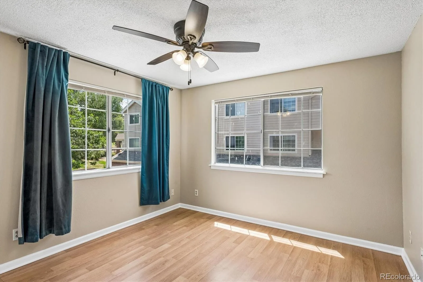 13843 E Lehigh Avenue #B Aurora CO 80014 | MLS #REC2535319 07242026144434 1600 12
