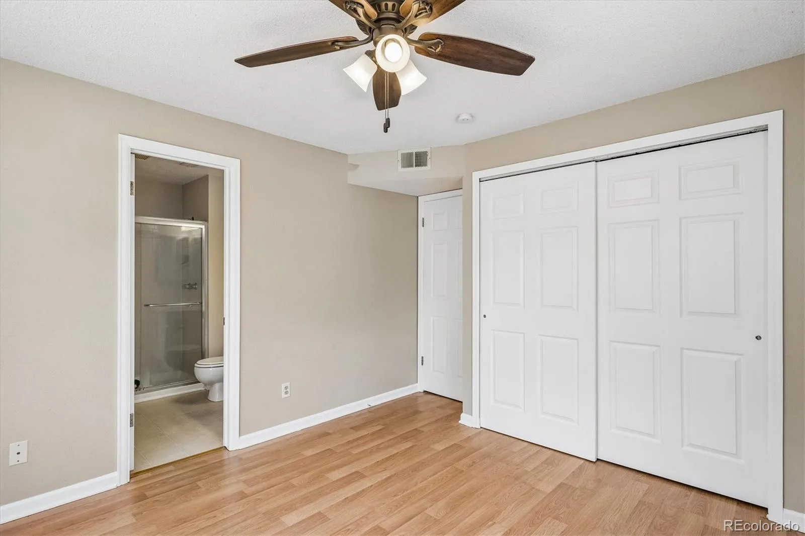 13843 E Lehigh Avenue #B Aurora CO 80014 | MLS #REC2535319 07242026144434 1600 13