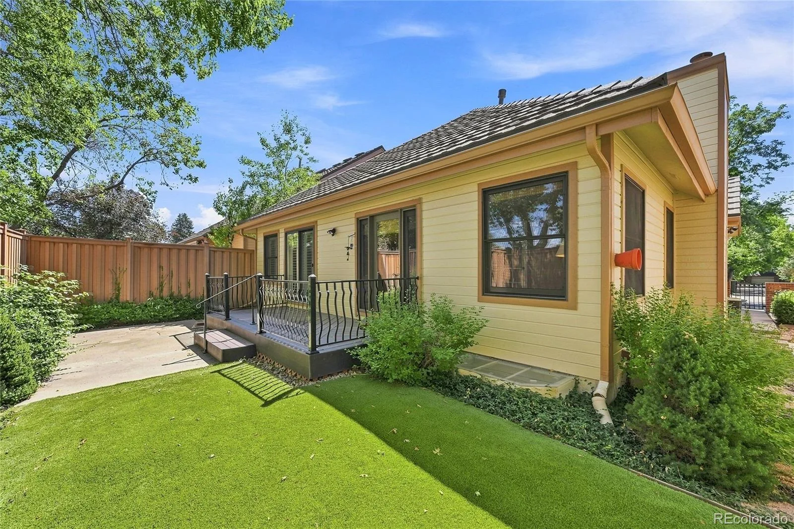 4565 E Mexico Avenue #14 Denver CO 80222 | MLS #REC2536181 08302026050325 1600 8