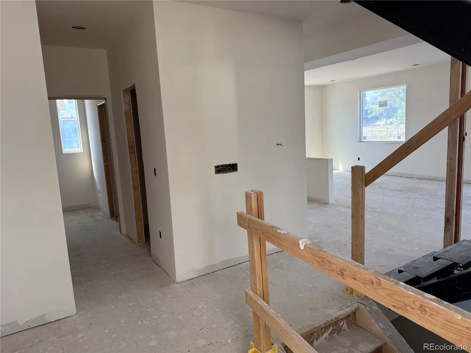 633 Lombardi Circle Louisville CO 80027 | MLS #REC2536587 08232026214056 1600 3