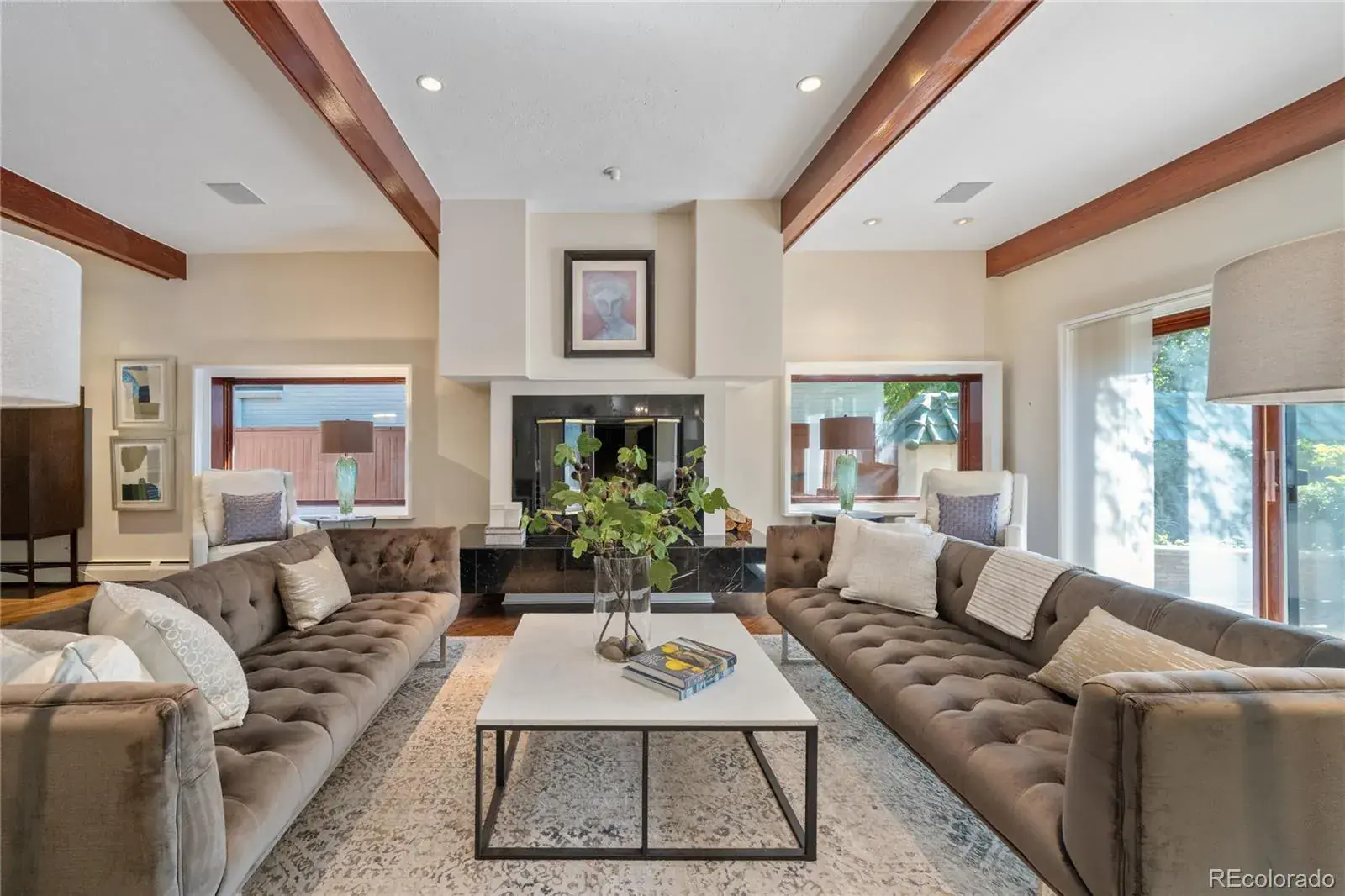 12042025002339 1600 5