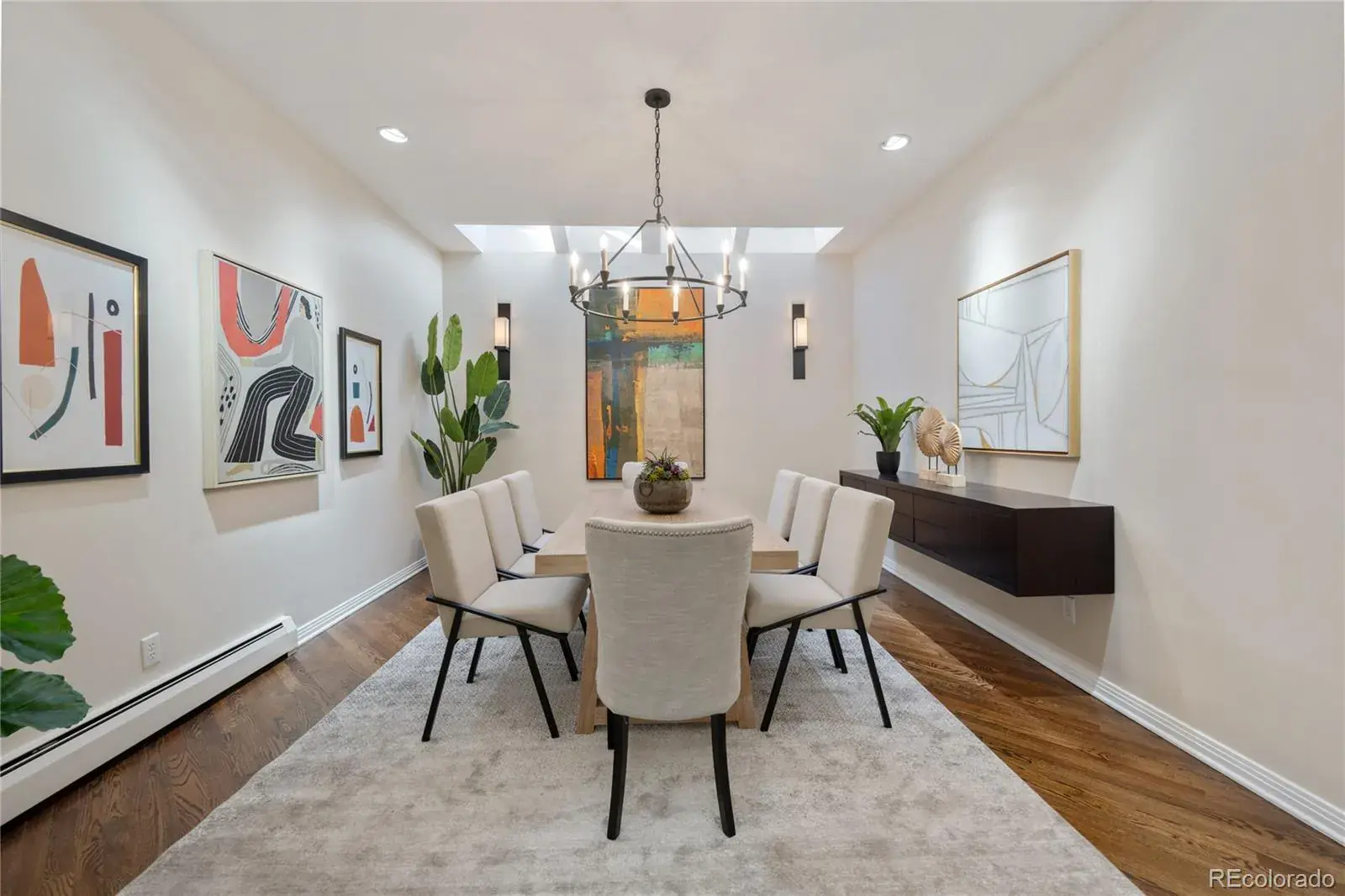 12042025002339 1600 9